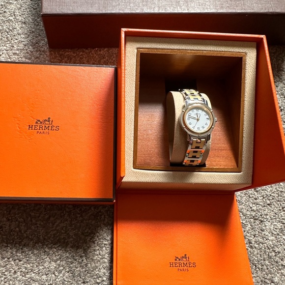 Authentic Hermes Clippers Ladies Quartz Watch - Picture 1 of 7